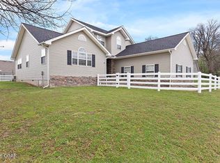 1331 Fox Ridge Ln, Neosho, MO 64850