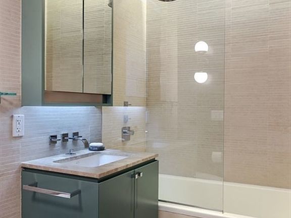 4th image of 555 W 59th St APT 14H
