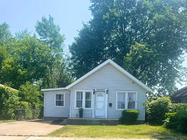 20744 Ehlert Ave, Warren, MI 48089