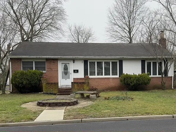 17 Belmar Avenue, Oceanport, NJ 07757