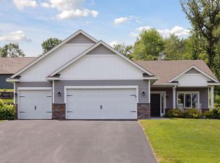 12570 Shenandoah Blvd NW, Coon Rapids, MN 55448