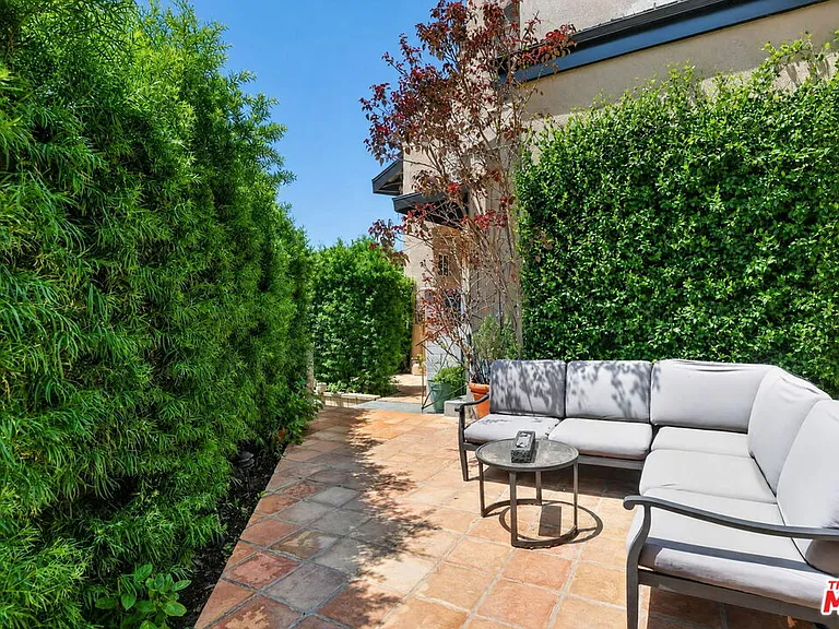 9001 Lloyd Pl — Photo 31
