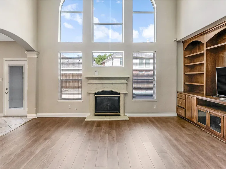 11405 Starlight Bay St — Photo 16