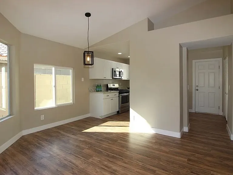 2314 Underpar Cir — Photo 8