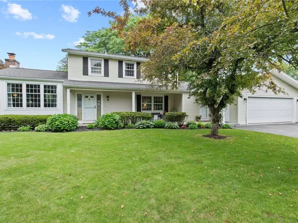 16 Buchanan Rd, Pittsford, NY 14534