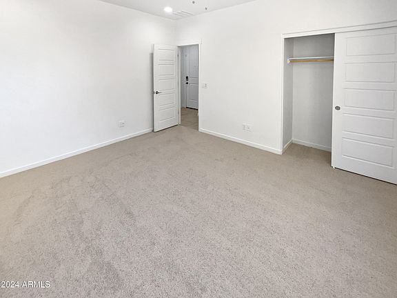 5th image of 14933 W VALENTINE Street