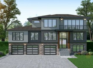 17661 Woodhurst Pl, Lake Oswego, OR