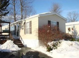 4 Pond Dr, Brunswick, ME 04011
