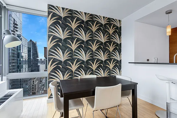 Rented by BARNES New York | media 28