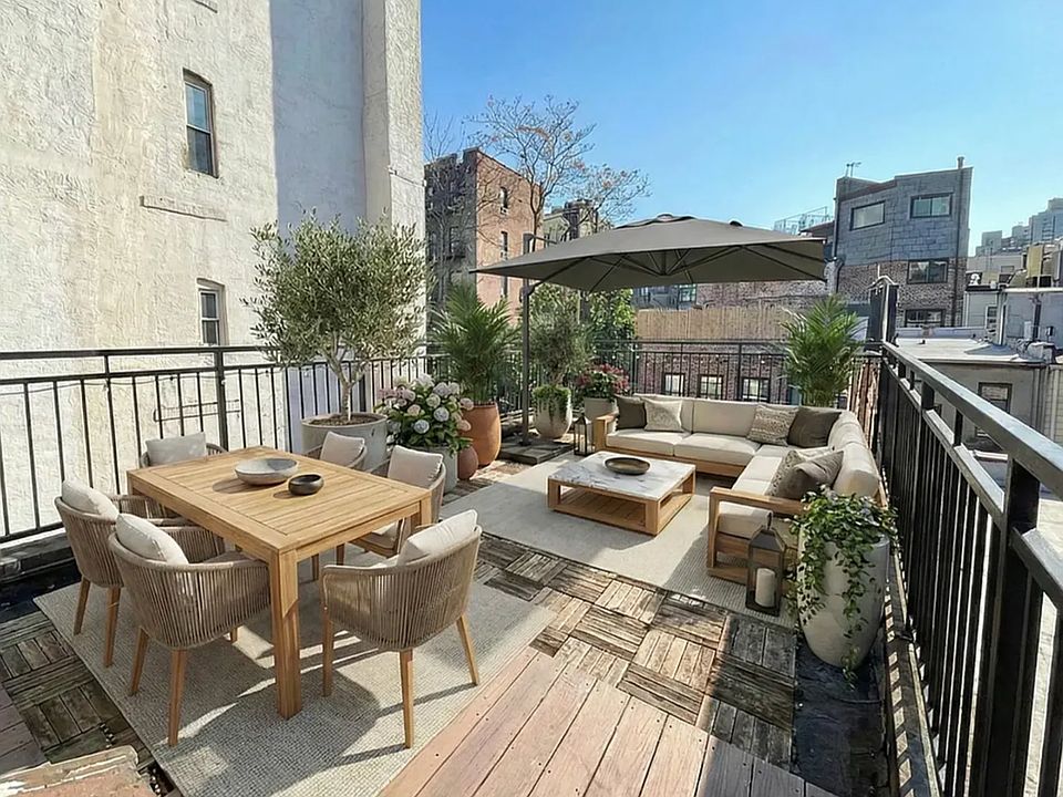 1st image of 306 W 13th St APT 4