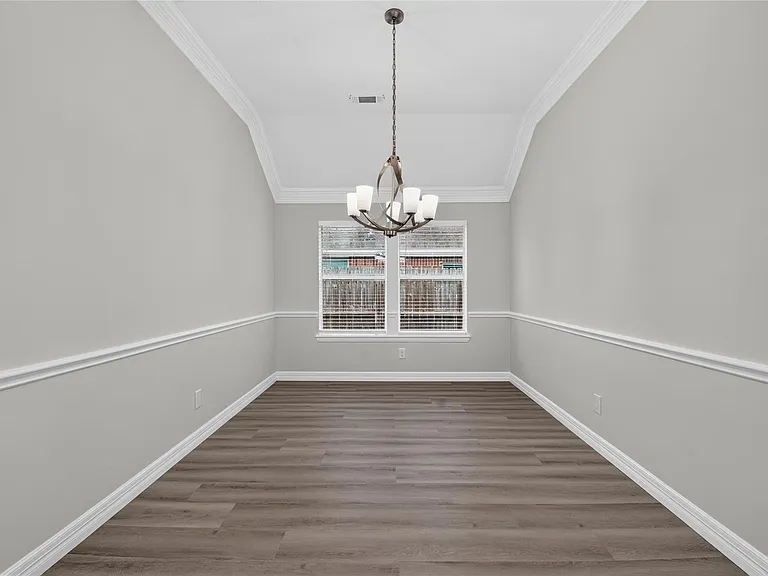 6706 Paigetree Ln — Photo 9