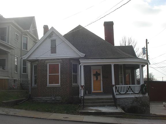 3rd image of 303 E Pike St