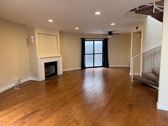 2nd image of 610 N Guadalupe Ave Unit 9