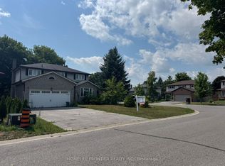 39 Camrose Dr, Georgina, ON L4P 3L6