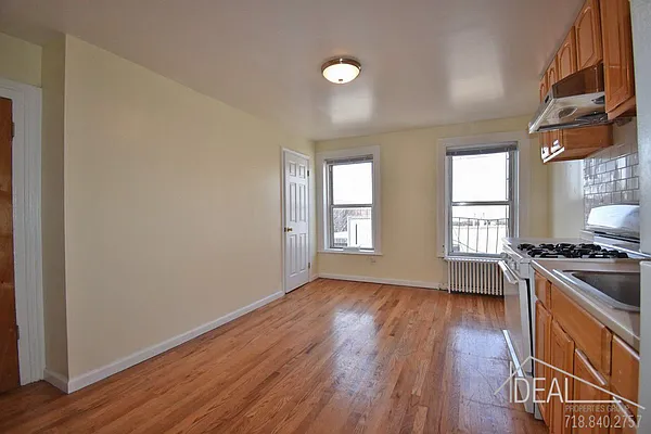 Rented by Ideal Properties Group | media 2