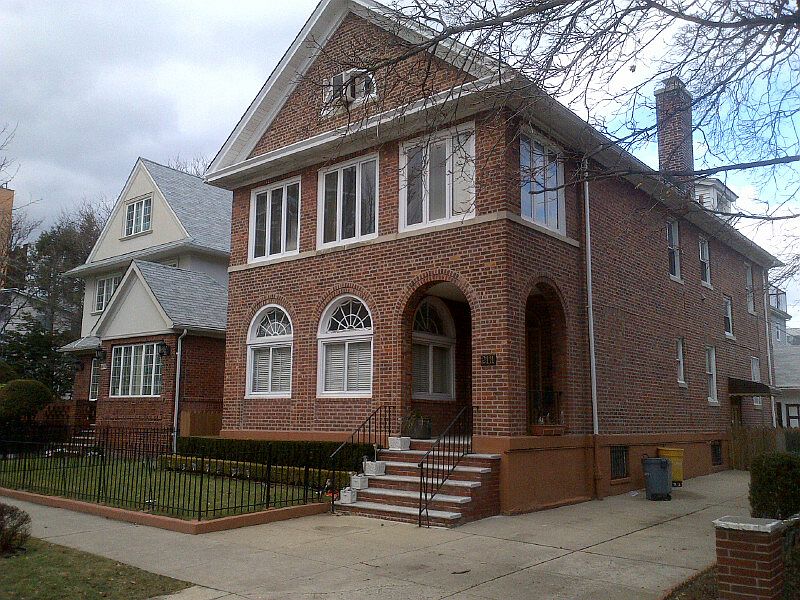 2nd image of 2111 Avenue I