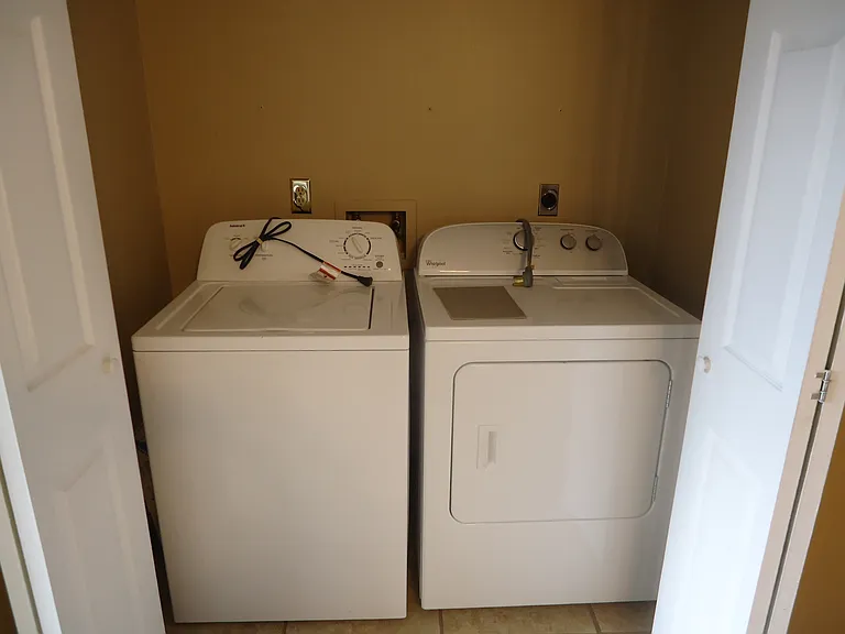206 Nottoway Dr — Photo 8