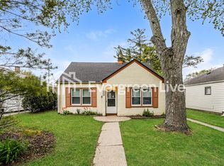 3532 N 77th St, Milwaukee, WI 53222