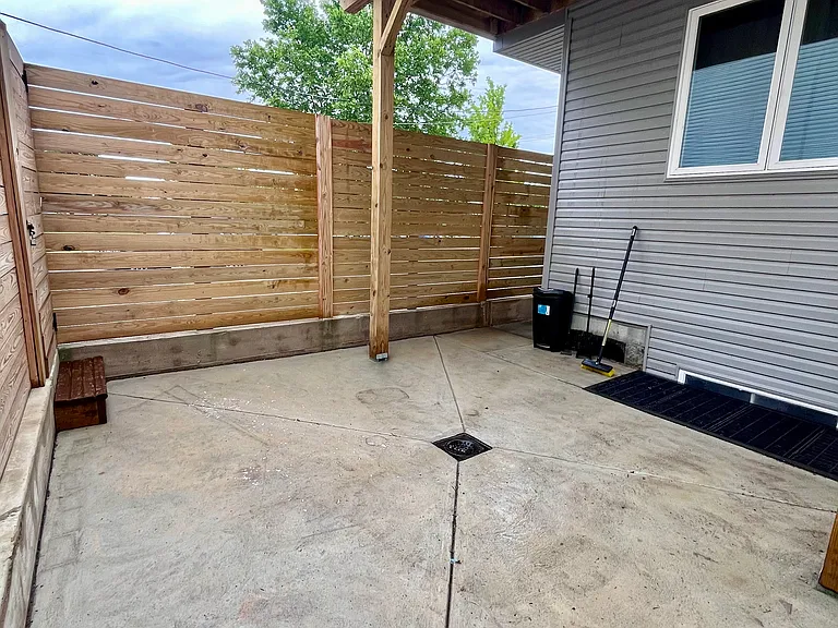 315 W Berks St #1 — Photo 16