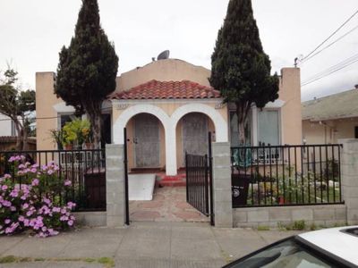 1823 E 22nd St, Oakland, CA, 94606