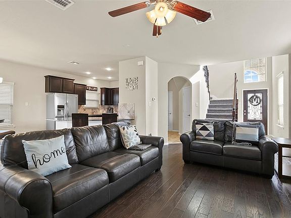 3rd image of 8813 Tenderfoot Ln