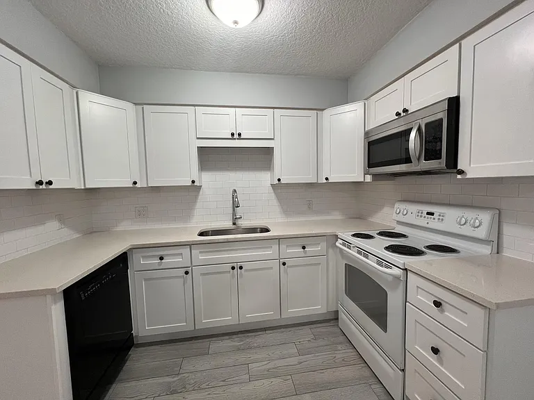 213 Canaveral Beach Blvd — Photo 7