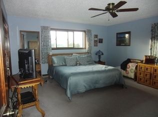 7761 Roadrunner Dr, Gillette, WY 82718