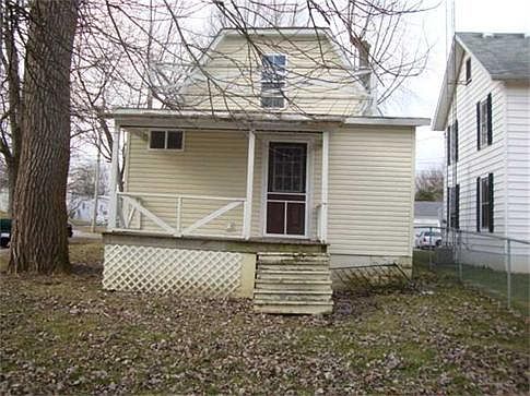 2nd image of 522 Wood St