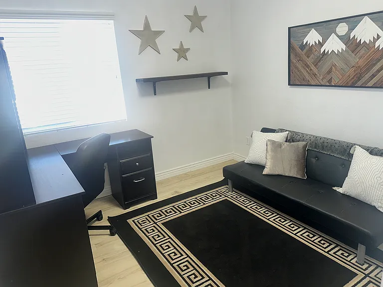 90 E Resaca Dr #C9 — Photo 10