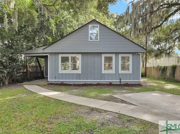 323 Dennis Street, Savannah, GA 31406