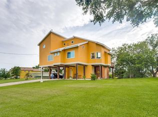 213 Rue Orleans St, Baytown, TX 77520