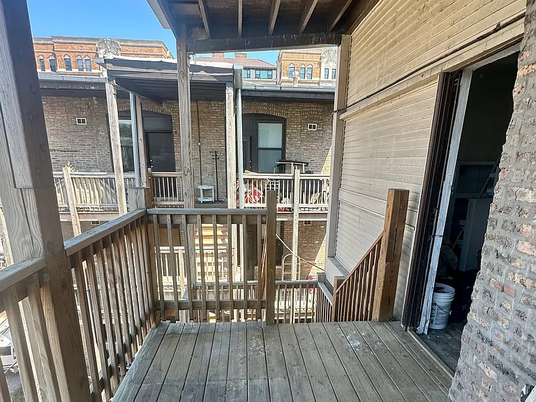 1008 W Argyle St #3E — Photo 15