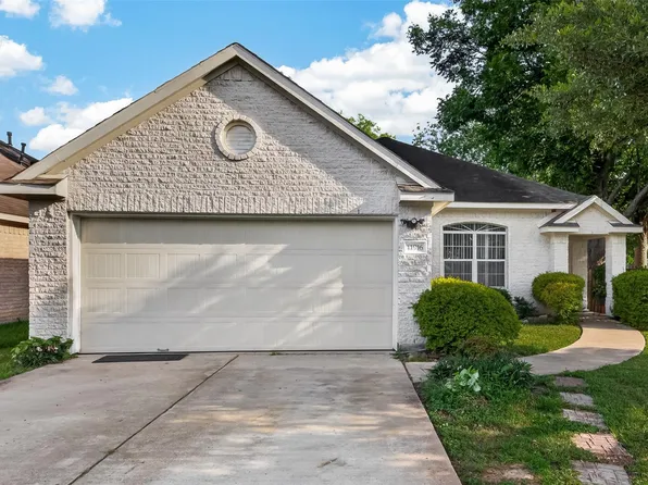 11916 Palmsprings Dr, Houston, TX 77034