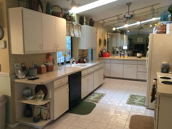 4th image of 1200 Presque Isle Dr