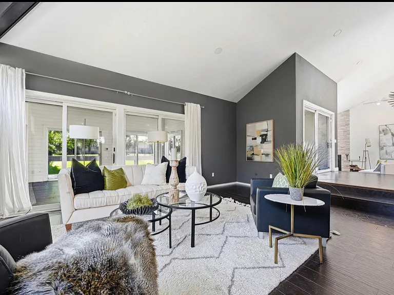 8575 Torwoodlee Ct — Photo 15