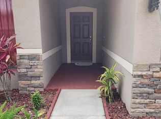 529 Dunaway Dr, Valrico, FL 33594