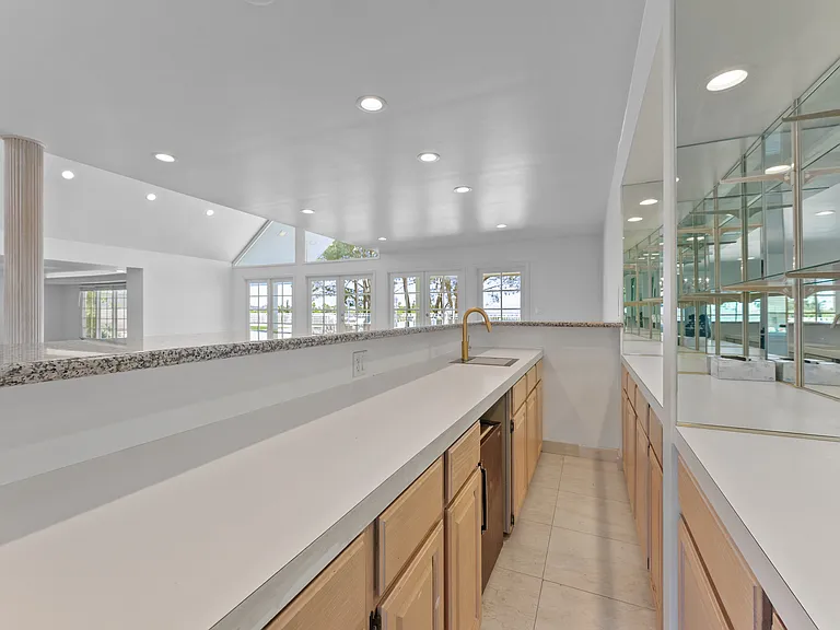 4159 Regal Oak Dr — Photo 36