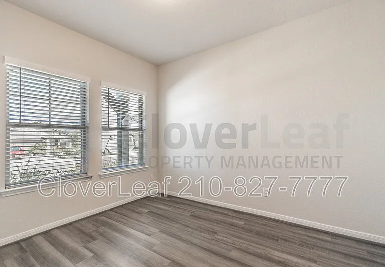 9510 Falls Canyon Blvd — Photo 5
