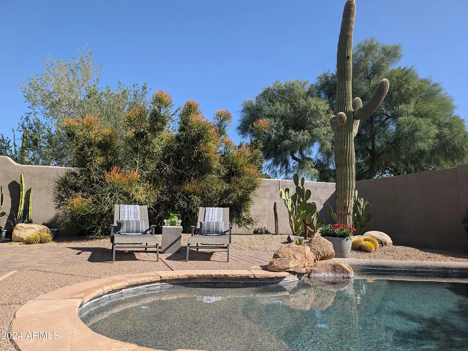 3 bed, 3.5 bath, 2715 sqft, $11,500 — Photo 2