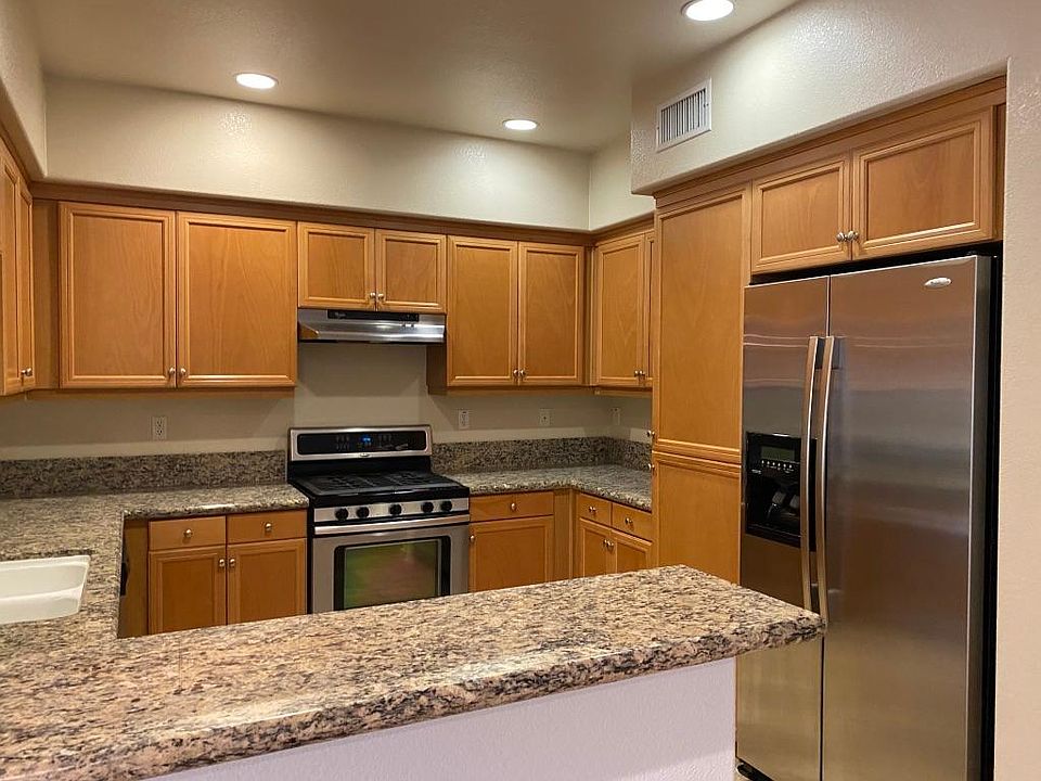 1st image of 4066 Sandton Ln