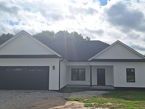 1557 Rowe Gap Rd