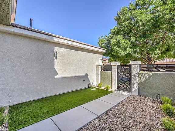 5th image of 11039 Pegasus Dr