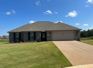 47 Walnut Ridge Cv, Jackson, TN 38305