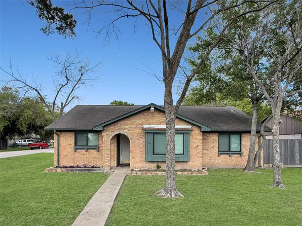 11142 Hayslip Ln, Houston, TX 77041