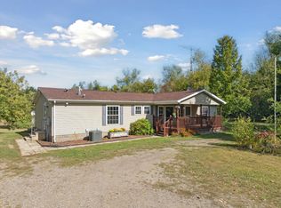 6838 Moreland Rd, Jonesville, MI 49250