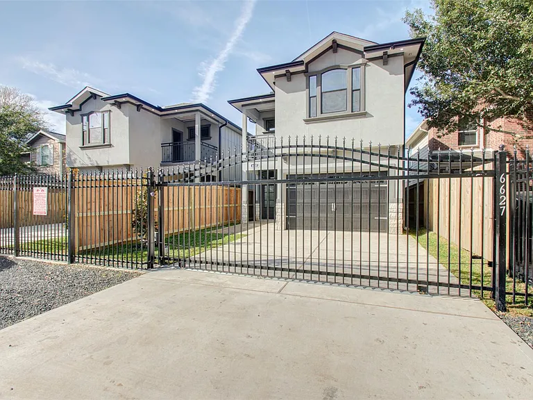 6627 Apollo St — Photo 3