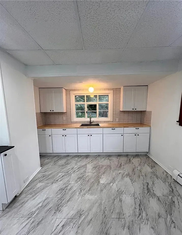 3 bed, 1308 sqft, $1,300 — Photo 1