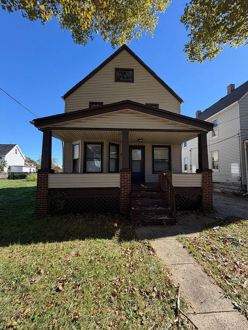 3589 W 47th Street — Photo 2