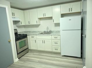33 Bennett Dr #11, Stoughton, MA 02072