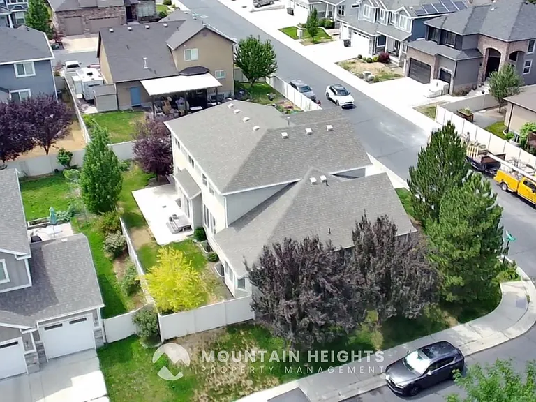 3953 W Sand Lake Dr — Photo 42